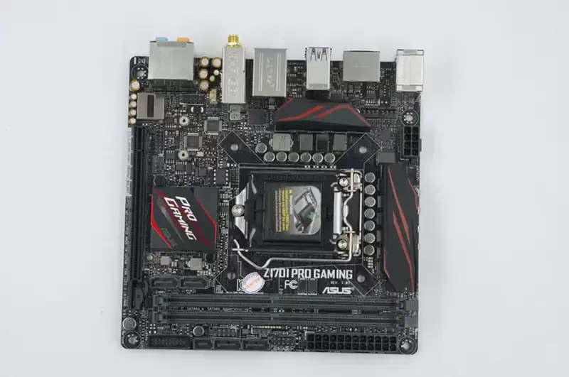 Asus Z170I PRO GAMING alaplap