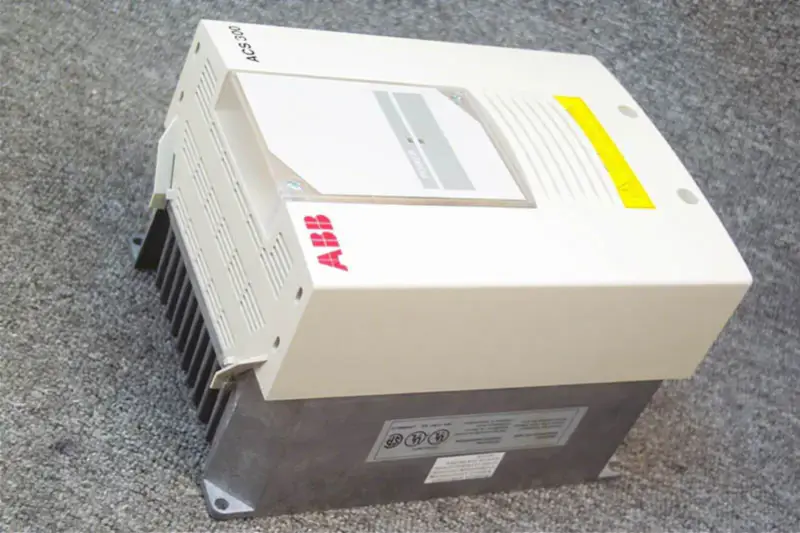 ABB ACS 300,ACS301-2P7-3 inverter ÚJ NEM KAZÁNBAN ACS301-2P7-3
