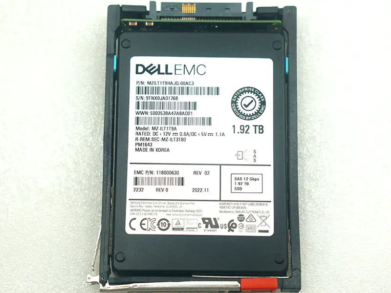 Dell EMC 400-BGLD Unity 1.92T SAS 12Gb SSD meghajtó