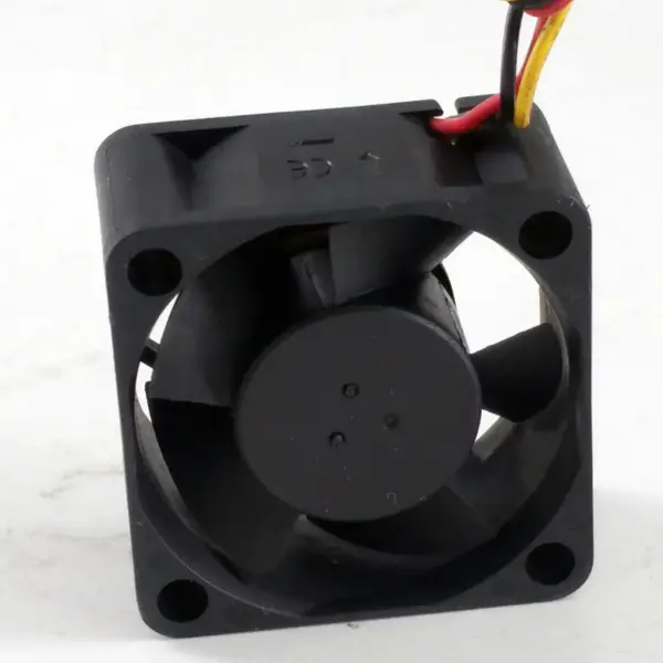 Tajvani SUNON 12V 1.38W MB40201VX-000C-G99 40*40*20mm-es hűtőventilátor MB40201VX-000U-A99