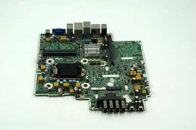 HP 8300 Elite 656939-001 711787-001/501/601 656937-002 alaplap