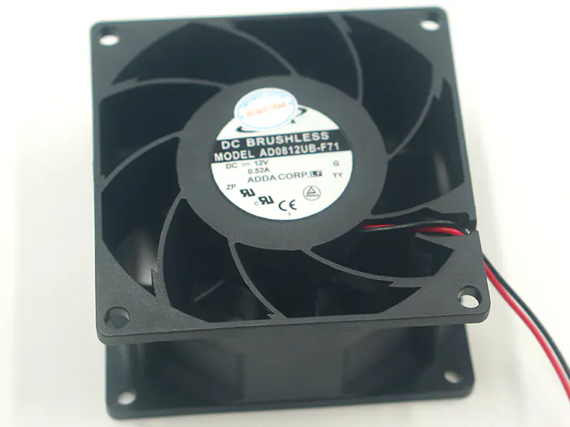 ADDA AD0812UB-F71 ventilátor