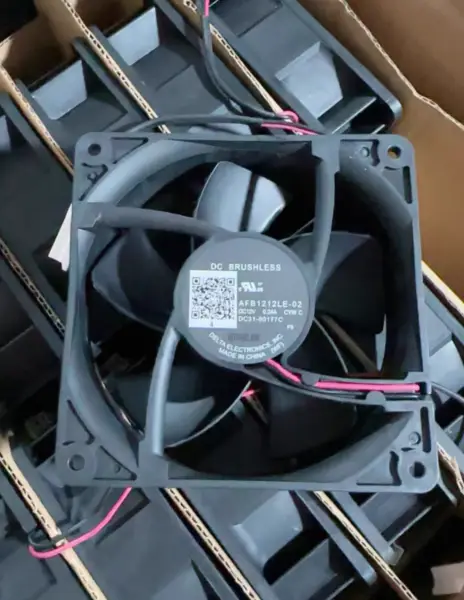 DELTA AFB1212LE-02 12V 0.24A 2 vezetékes hűtőventilátor