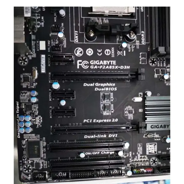 F2a85x-d3h alaplap Gigabyte Fm2 alaplaphoz