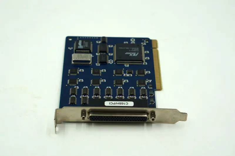 Moxa C168H/PCI alaplap