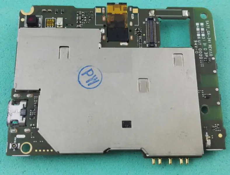Sony Xperia L S36h C2105 feloldott alaplap chipekkel