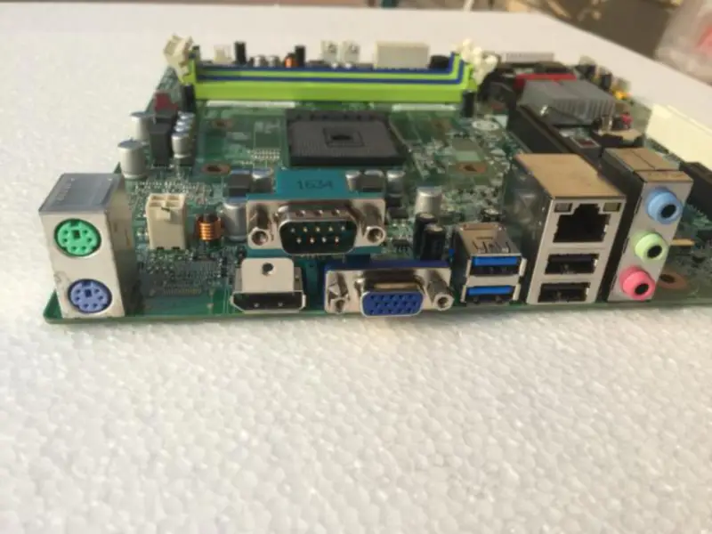 Lenovo M79 A78M D3F3-LM2 V:1.0 asztali alaplap