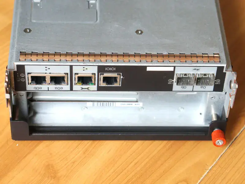 NETAPP X3248A-R5 111-00238+G1 vezérlő