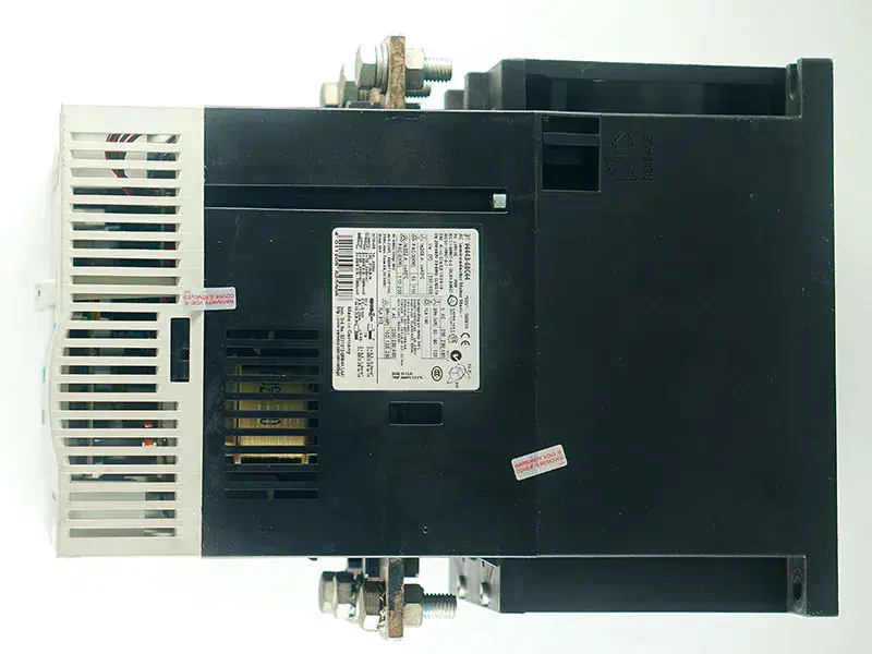 SIEMENS 3RW4443-6BC44 lágyindító