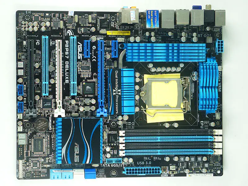 Asus P8P67 DELUXE LGA1155 P67 alaplap