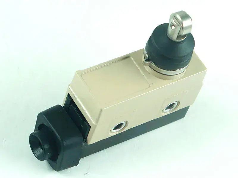 Omron ZC-N2155 kapcsoló