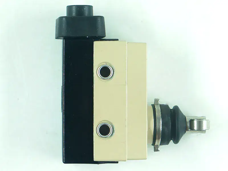 Omron ZC-N2155 kapcsoló