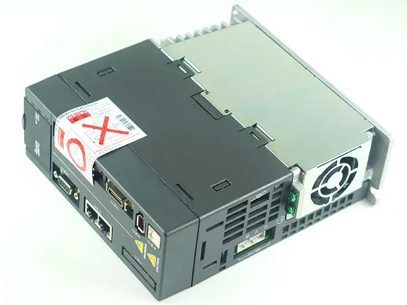 Delta szervomotor ECMA-C11010RS ASD-A2-1021-M