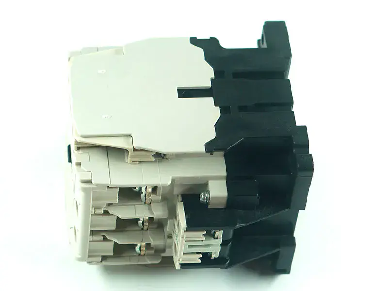 Mitsubishi S-T35 mágneses kontaktor