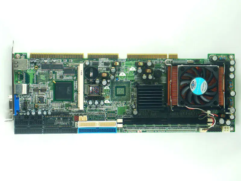 ibase IB820H alaplap