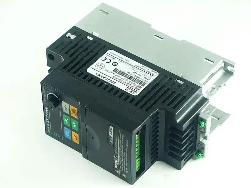 Omron 3G3JZ-AB004 PLC modul