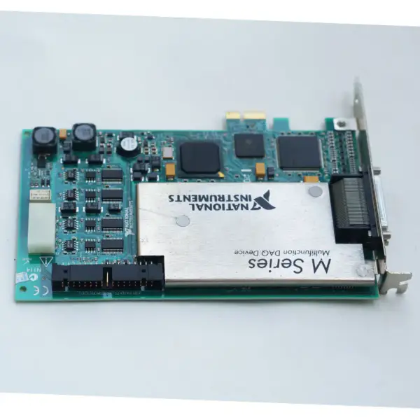 NI PCIe-6259 DAQ kártya