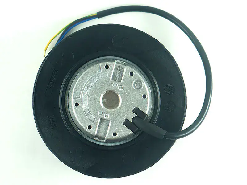 Ebmpapst R2E133-BH66-14 ventilátor