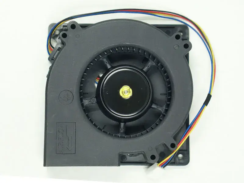 Delta BFB1212HH ventilátor
