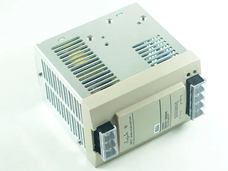 Omron tápegység S8VS-18024