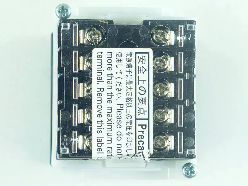 Omron számláló H7CX-AD-N