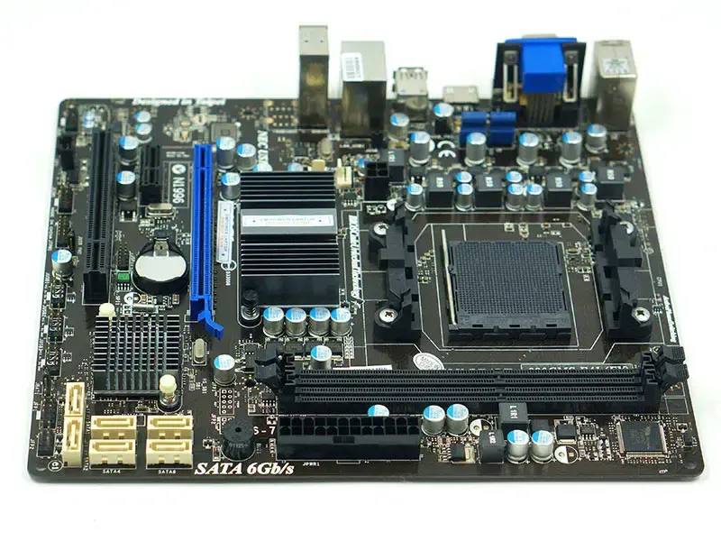 MSI 880GMS-E41(FX) AM3+ DDR3 SATA3 alaplap