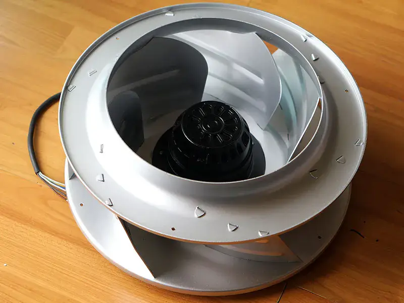 Ebmpapst R4E355-RM03-05 ventilátor