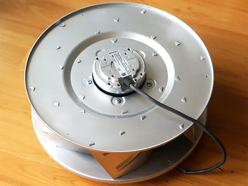 Ebmpapst R4E355-RM03-05 ventilátor