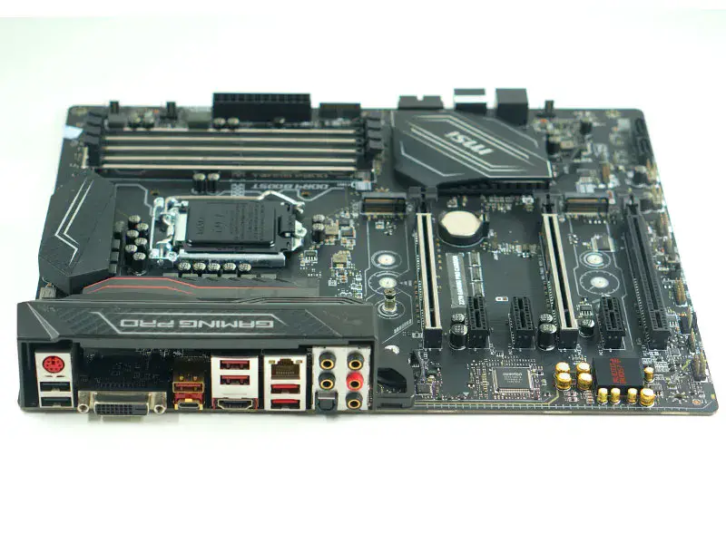 MSI Z270 GAMING PRO CARBON DDR4 alaplap MSI Z270 GAMING PRO CARBON alaplap DDR4
