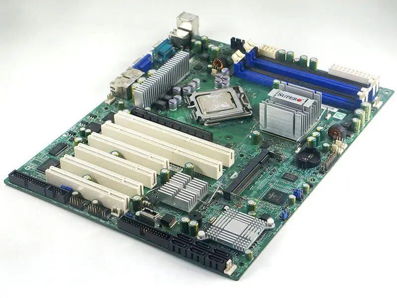 SuperMicro X7SBA alaplap