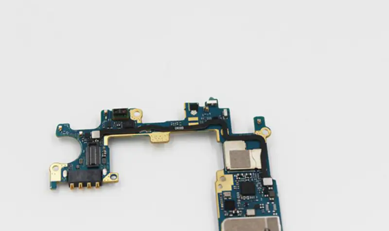 LG G5 F700L/S/K alaplap feloldva 32G