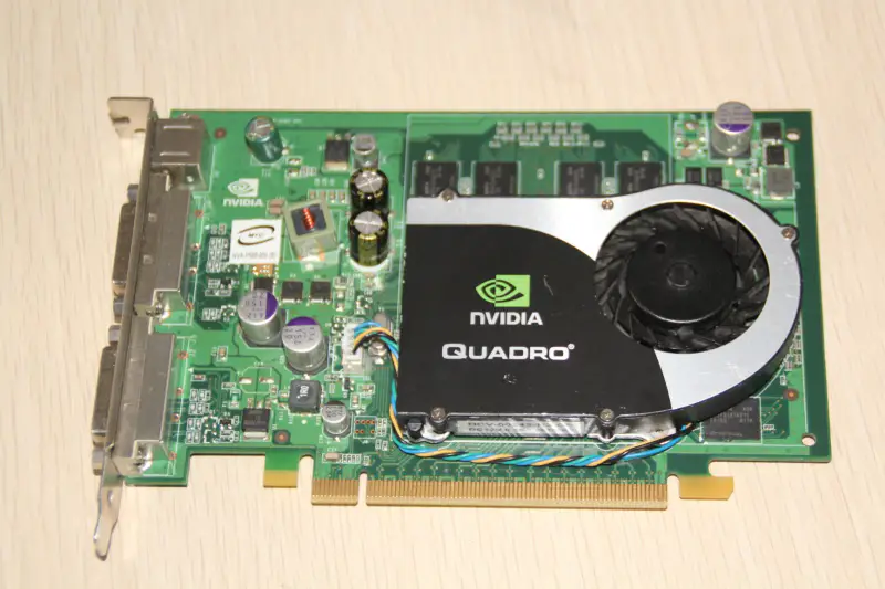 Quadro FX1700 512M PCI-E grafikus kártya DVI*2