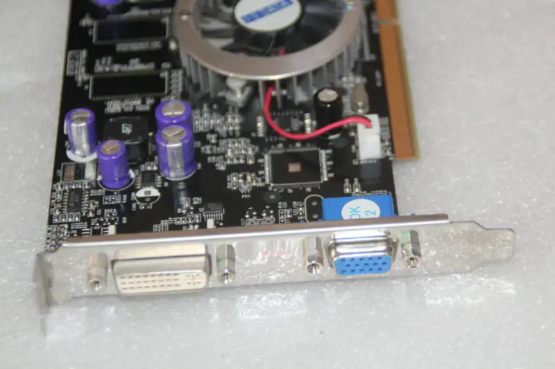 GeForce Original GA-5200X/PCI 128M DVI VGA grafikus kártya Videokártya Videokártya