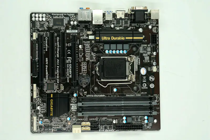 Gigabyte GA-B85M-D3H alaplap