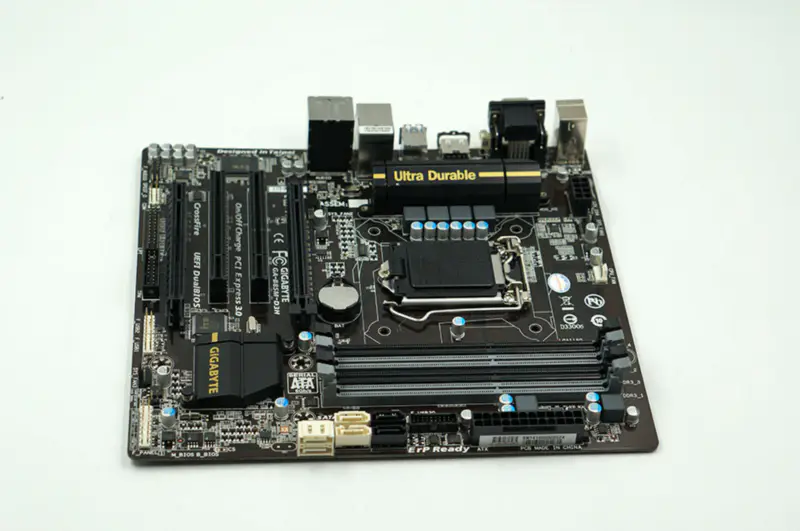 Gigabyte GA-B85M-D3H alaplap