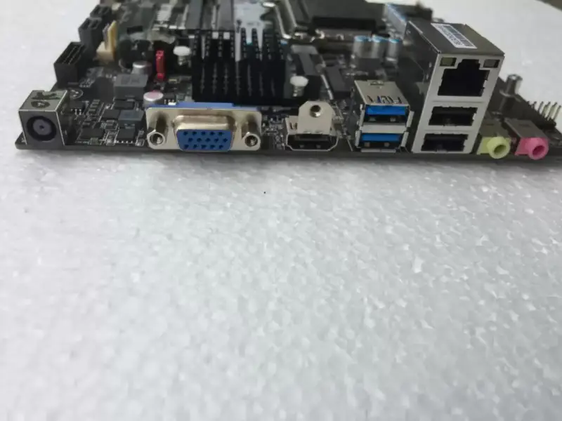 ECS H110H4-TI3 alaplap H110 lapkakészlet LGA1151 Mini-ITX