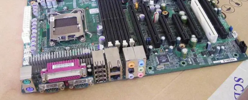 SuperMicro H8DAi-2 munkaállomás-alaplap