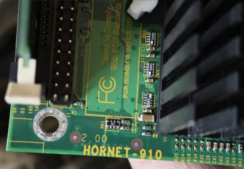 HORNET-910 Beágyazott VIA Eden/C3 félméretű ipari berendezések alaplapja