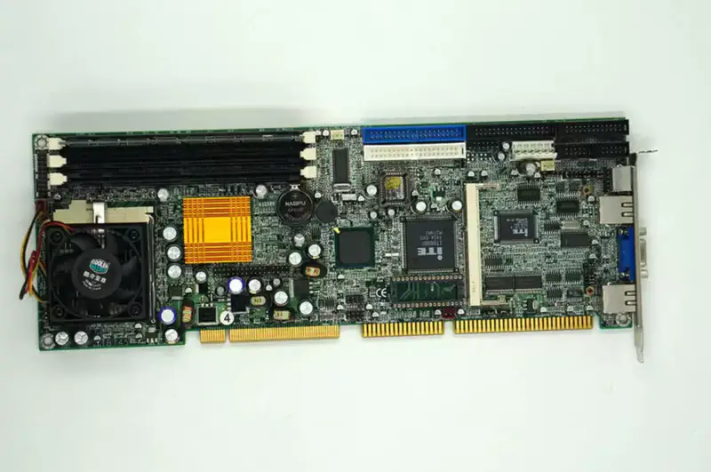 Ibase IB745 ipari alaplap CPU RAM-mal és FAN-nal
