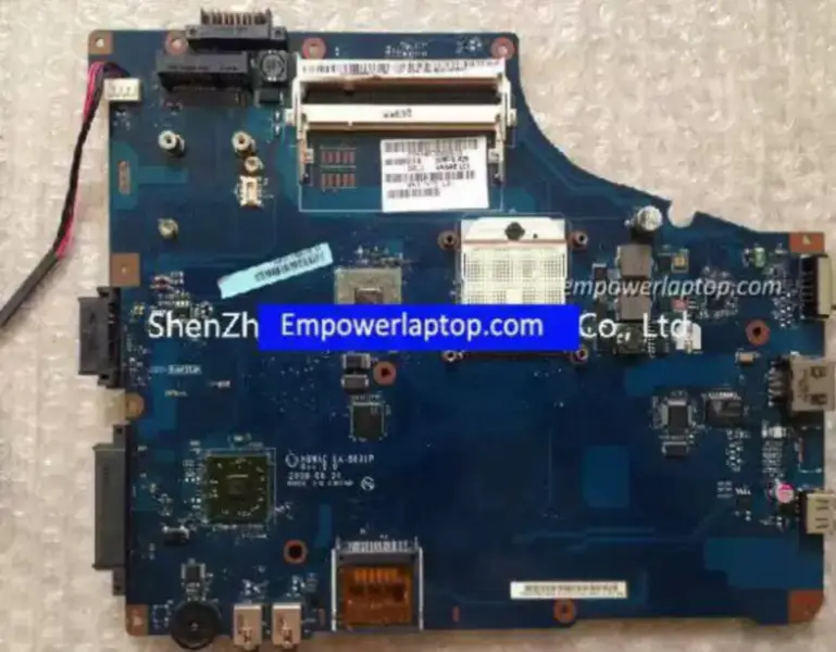 Toshiba SATELLITE L450 L450D LA-5831P K000085470 Alaplap Toshiba SATELLITE L450 L450D LA-5831P K000085470 Alaplap