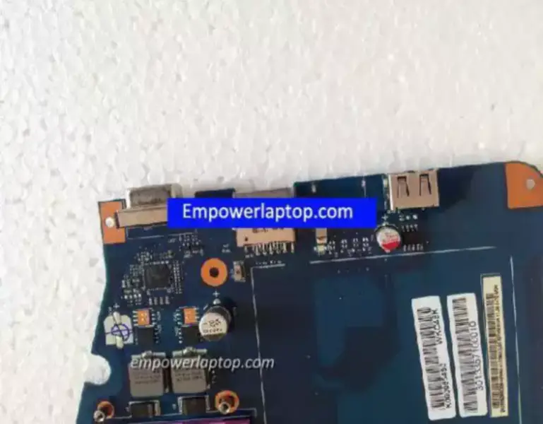 Toshiba Satellite Pro L450 L455 LA-5821P K000085450 alaplap Toshiba Satellite Pro L450 L455 LA-5821P K000085450 alaplap