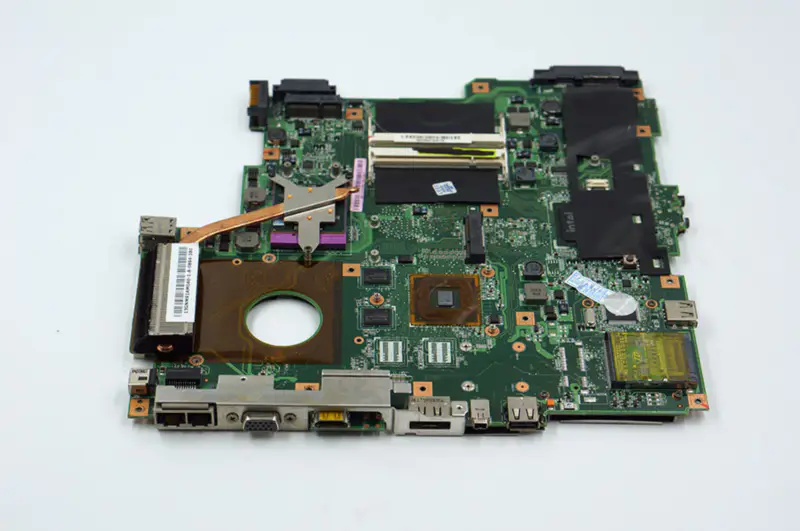 Asus M51TR AMD alaplappal