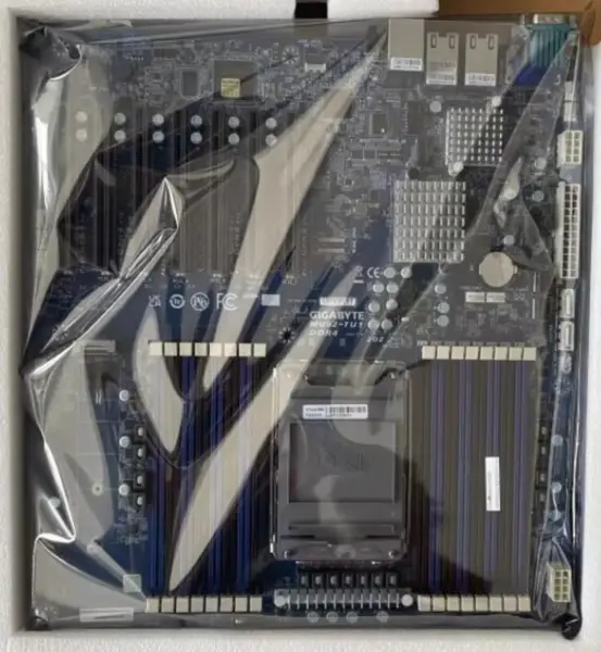 Gigabyte Mu92-tu1 alaplap