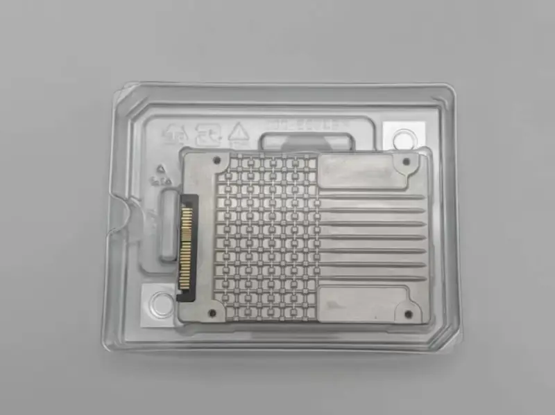 Intel P5530 sorozatú SSD