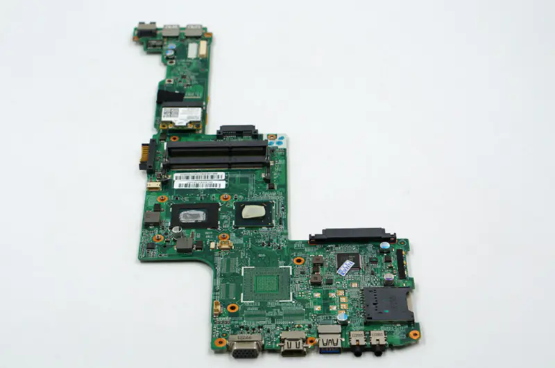 Toshiba Y00000910 Satellite P845 alaplap
