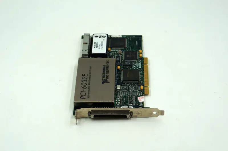 NI PCI-6032E nagy felbontású multifunkciós I/O kártya DAQ kártya használt elem