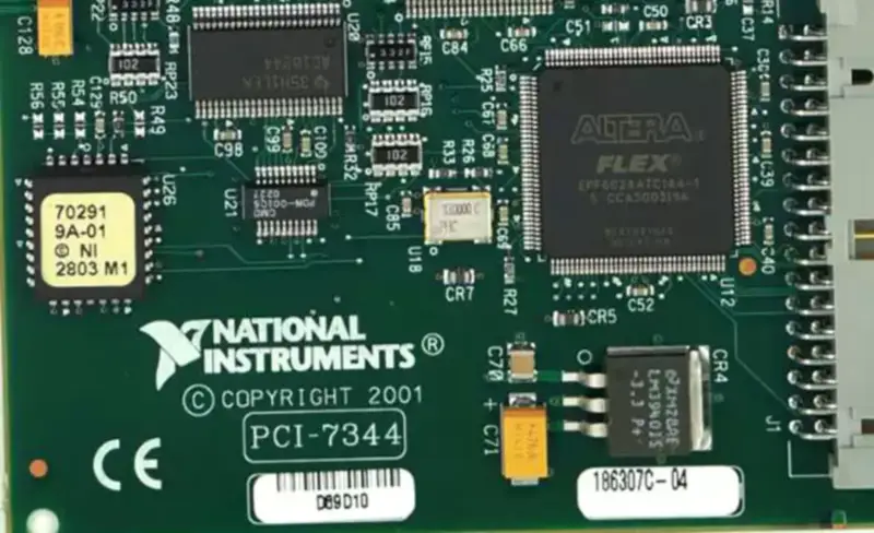 NI PCI-7344 4 tengelyes PCI léptető/szervó vezérlő