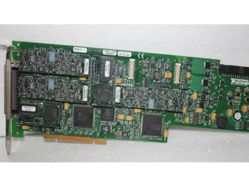National Instruments PCI-6120 16bit egyidejű analóg bemeneti DAQ kártya