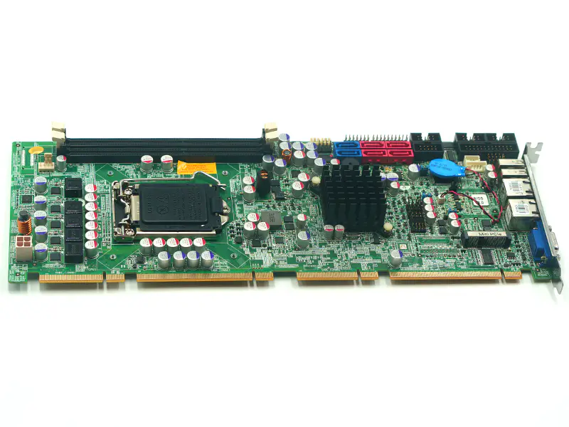IEI PCIE-Q670-R20 alaplap