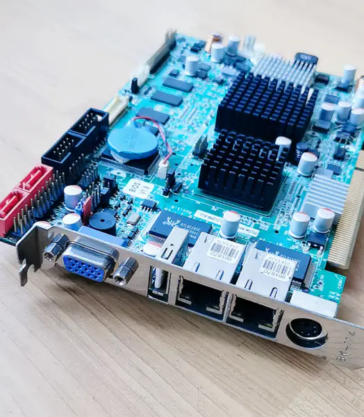 IEI PICOE-945GSE-N270-512MB-R10 alaplap